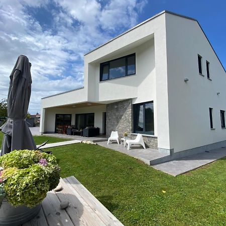 La Llosina Vivienda Vacacional Alquiler Integro 라네스 외부 사진