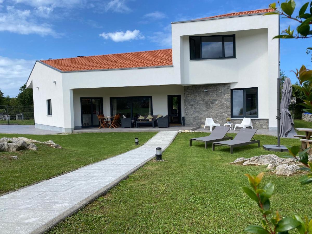 La Llosina Vivienda Vacacional Alquiler Integro 라네스 외부 사진