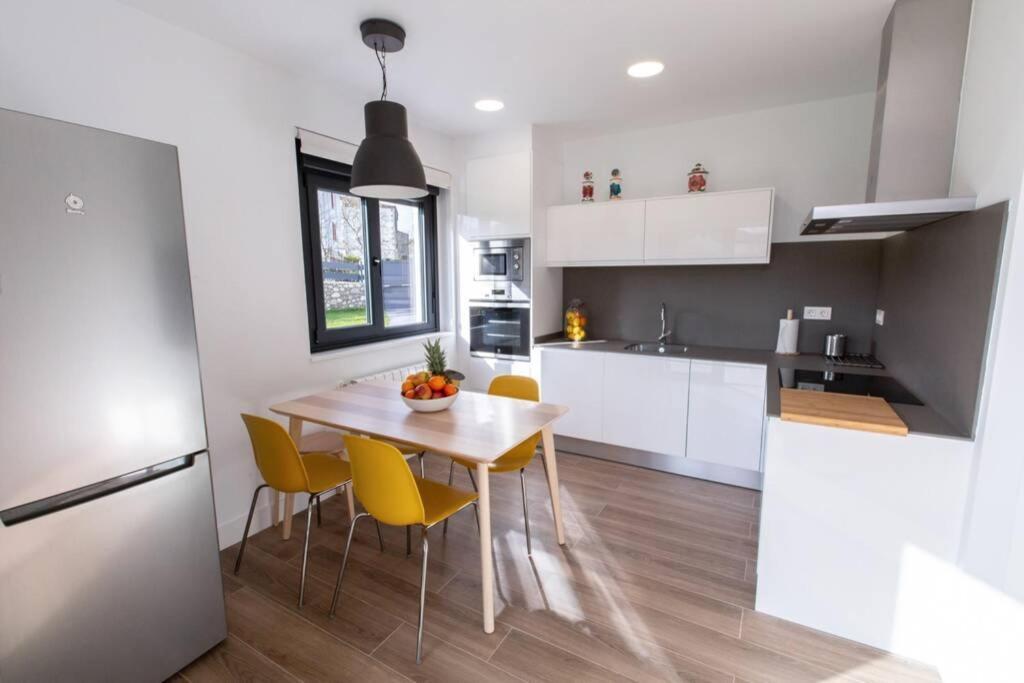 La Llosina Vivienda Vacacional Alquiler Integro 라네스 외부 사진